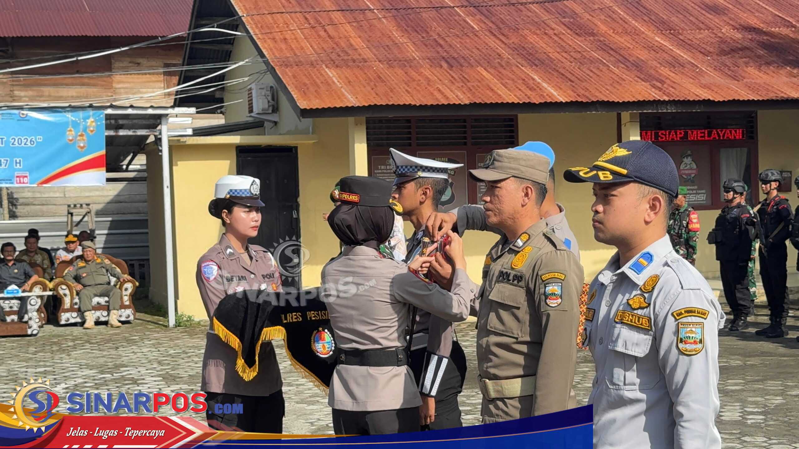 KAPOLRES PESISIR BARAT PIMPIN APEL GELAR PASUKAN OPERASI KETUPAT KRAKATAU 2026