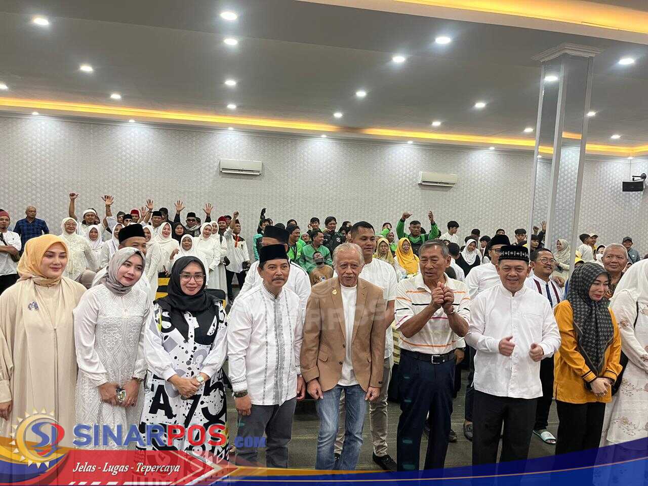 MKGR Karawang Gelar Buka Puasa Bersama Ojol dan Anak Yatim-Piatu