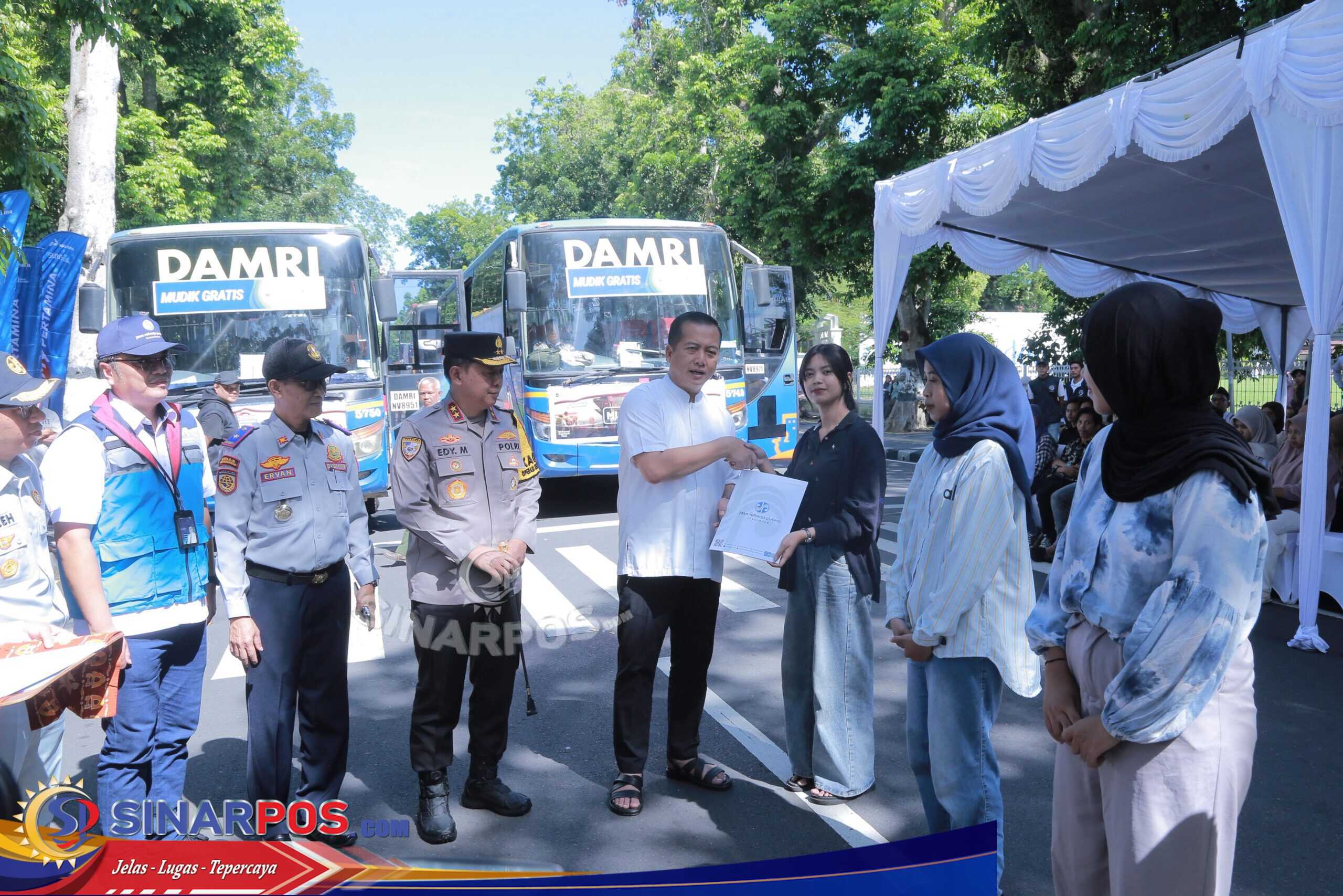 Kapolda NTB Hadiri Pelepasan Mudik Gratis Pemprov NTB