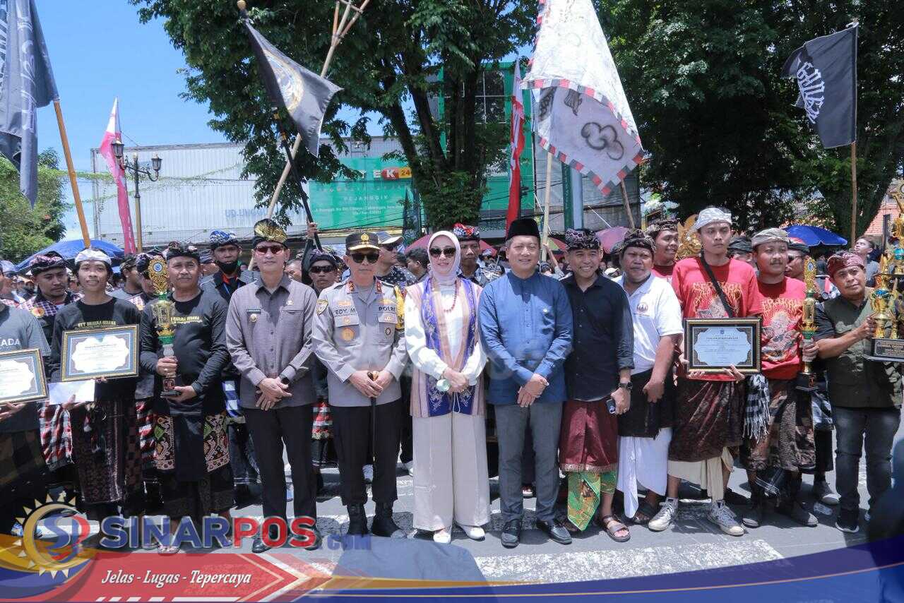 Kapolda NTB Hadiri Parade Ogoh-ogoh Nyepi 2026, Simbol Toleransi di Tengah Momentum Lebaran