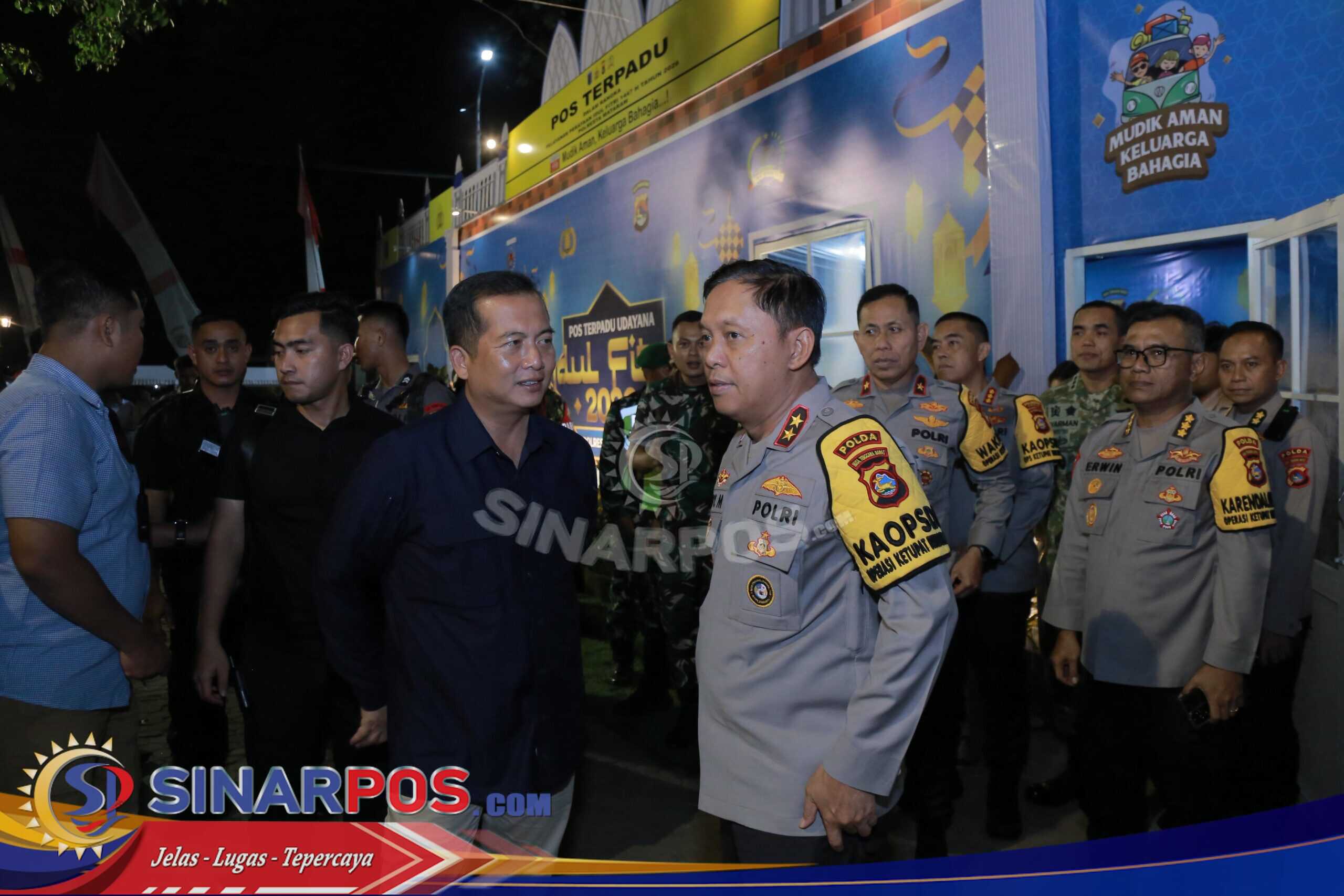 Kapolda NTB Bersama Forkopimda Pantau Pawai Takbiran di Mataram, Pastikan Berjalan Aman dan Kondusif