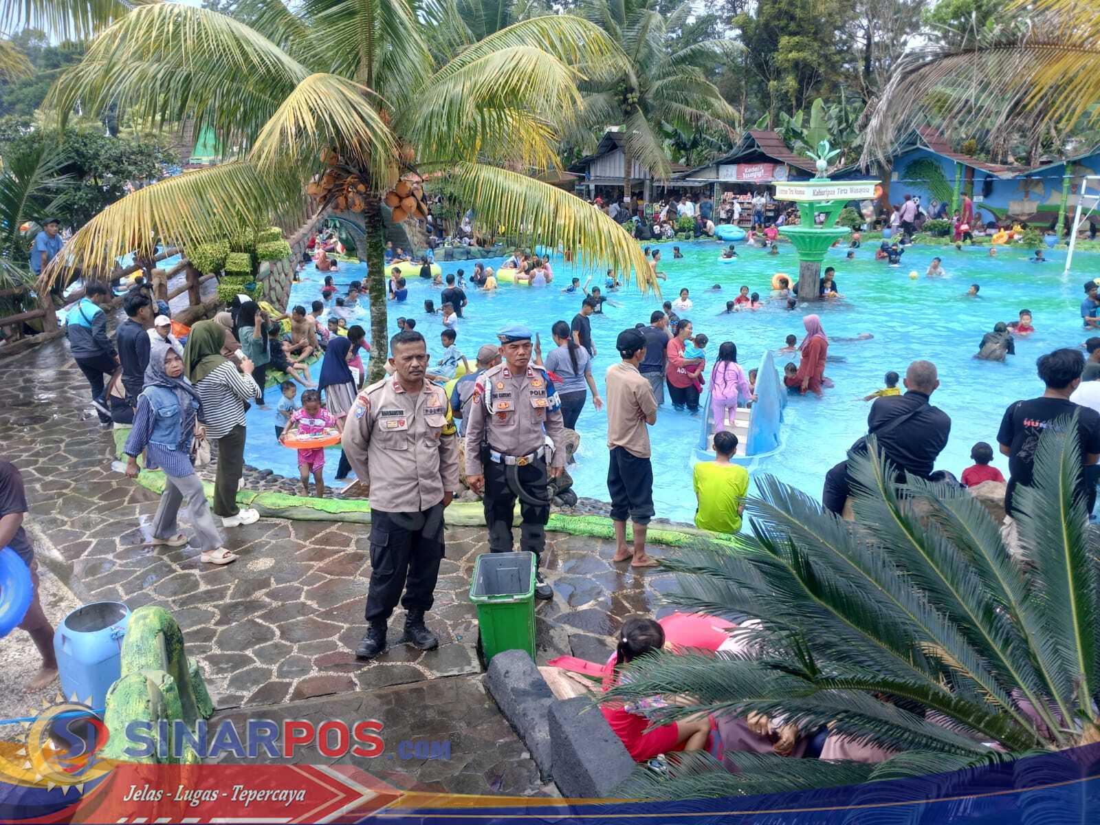 Ribuan Wisatawan Serbu Wanayasa, Polisi Siaga Jaga Keamanan