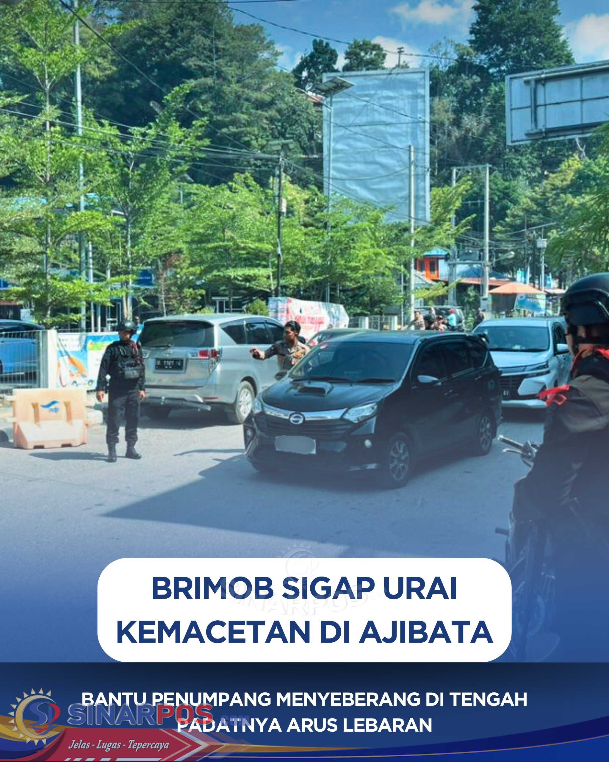 Brimob Sigap Urai Kemacetan di Ajibata, Bantu Penumpang Menyeberang di Tengah Padatnya Arus Lebaran