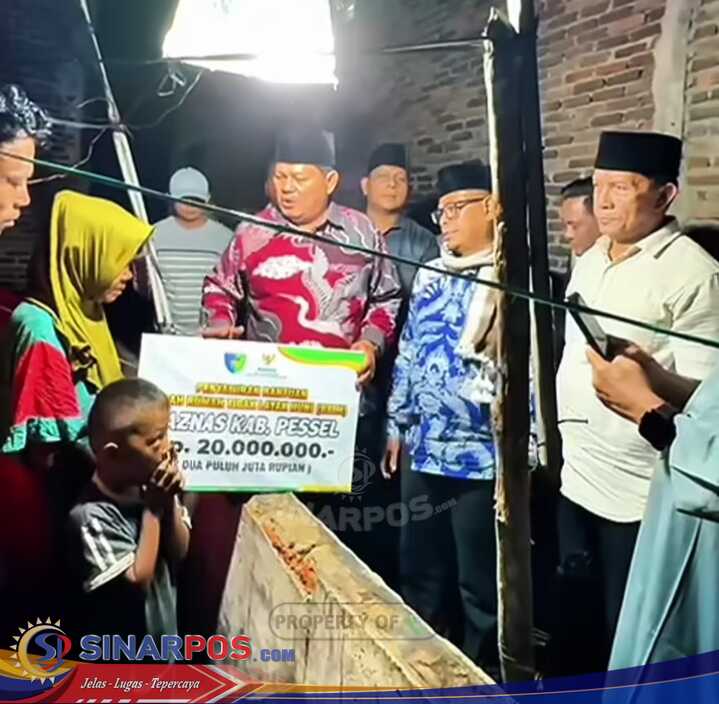 Ketua DPRD Pessel Darmansyah Serahkan Bantuan Rp20 Juta untuk Korban Kebakaran di Ranah Ampek Hulu Tapan