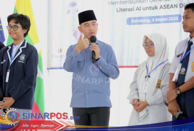 Kang DS Dampingi Wapres Kunjungi SMP Al-Muthahari dan Ponpes Daarul Arqom, Perkuat Literasi AI bagi Pelajar dan Santri