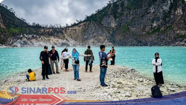 Wisata Alam Kawah Putih Desa Alam Endah, Kecamatan Rancabali,Kabupaten Bandung Tempat Terbaik Berburu Sunrise