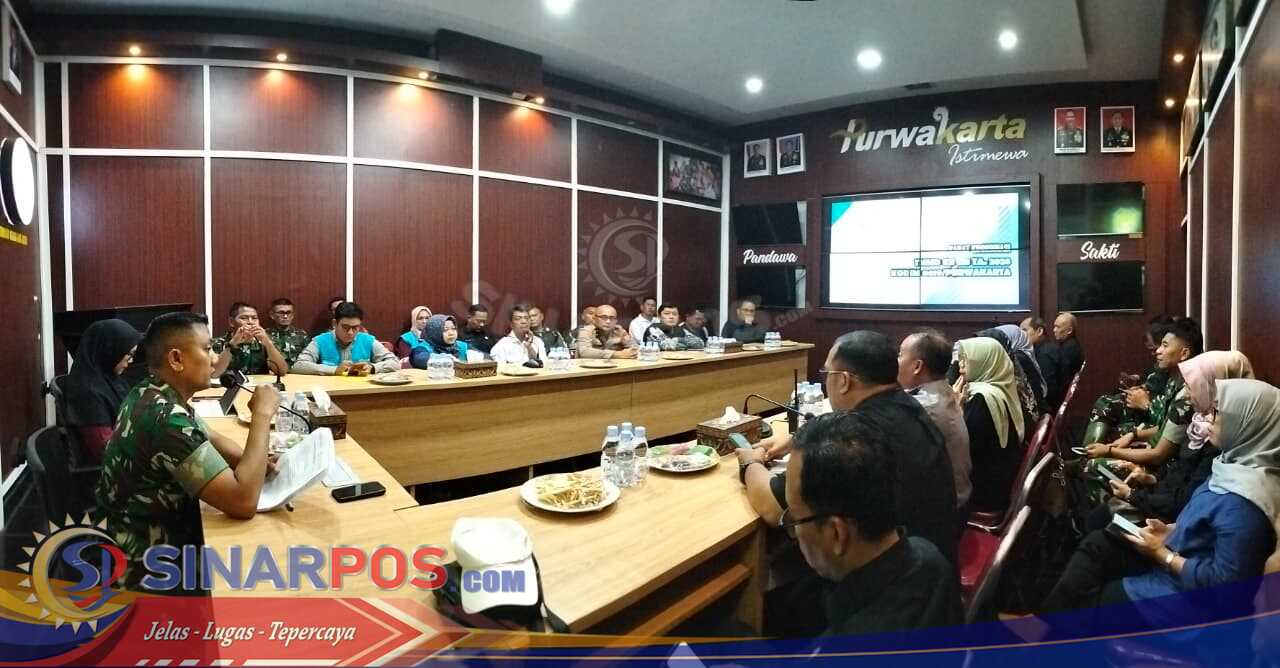 TNI-Polri Bersinergi Siap Bangun Infrastruktur dan SDM di Desa Sukajadi Lewat TMMD ke-128