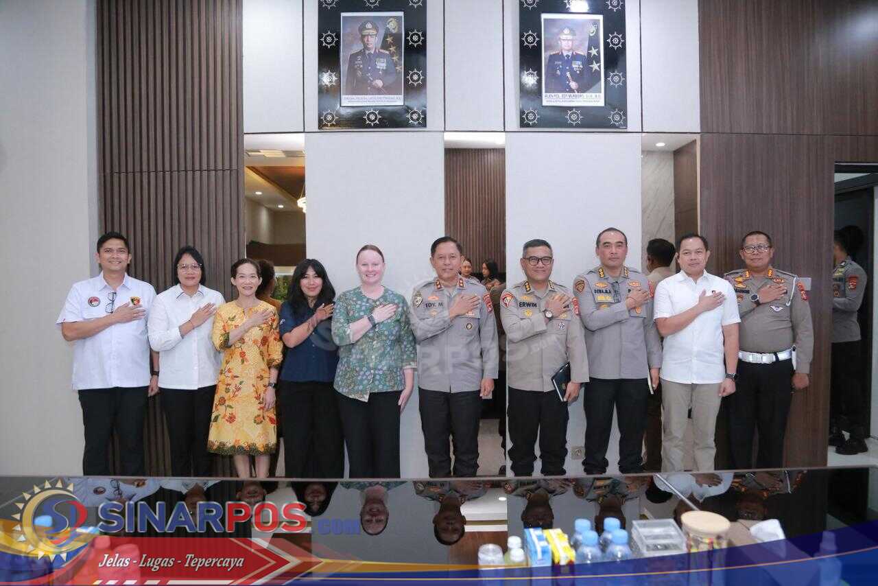 Kapolda NTB Terima Kunjungan Polisi Federal Australia, Bahas Pencegahan Eksploitasi Anak dan Perdagangan Orang Kapolda NTB Terima Kunjungan Polisi Federal Australia, Bahas Pencegahan Eksploitasi Anak dan Perdagangan Orang